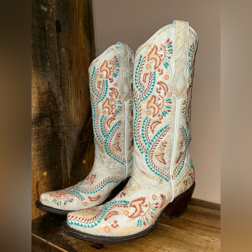 Corral Embroidered Heeled Cowgirl Boots - Cream and Multicolor